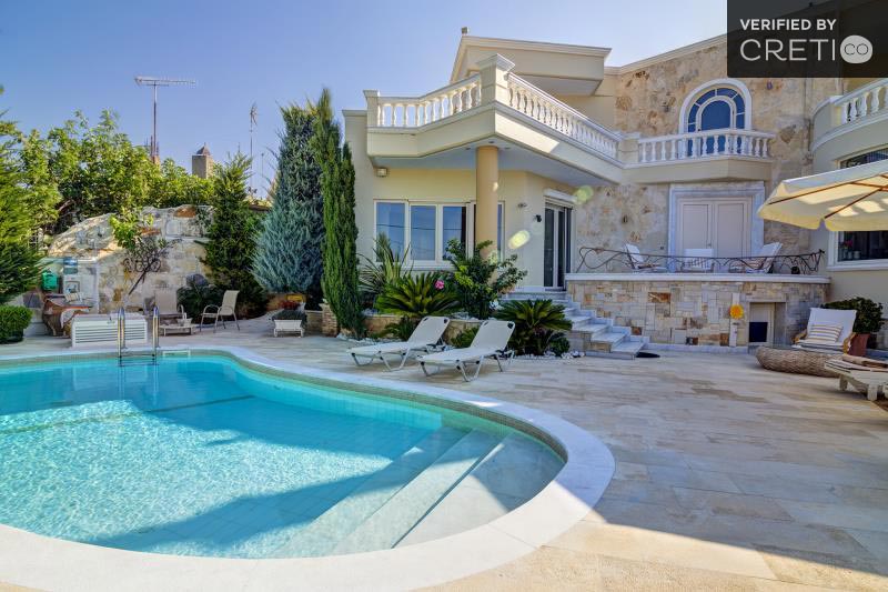 Crete holiday villa