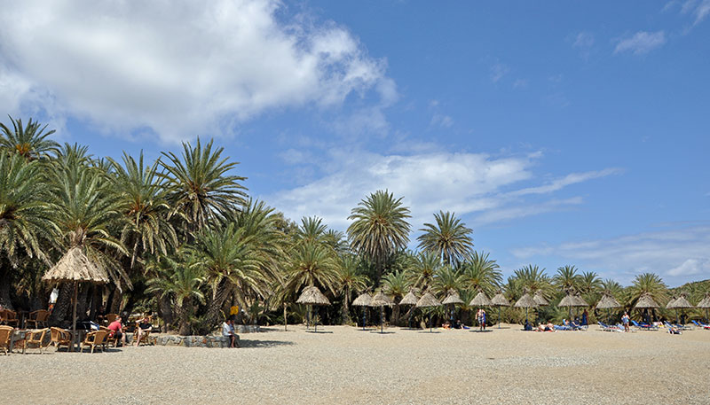 The organised sandy beach of Vai