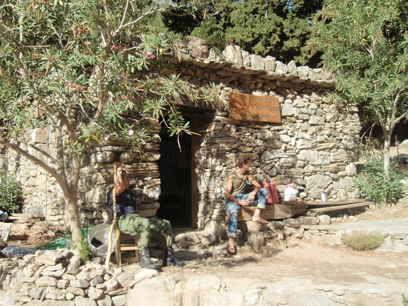 Foresters in Agios Nikolaos rest point welcome you in Samaria Gorge