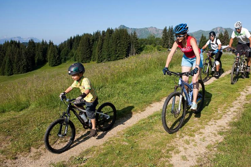 Mountain biking with your family in Crete
