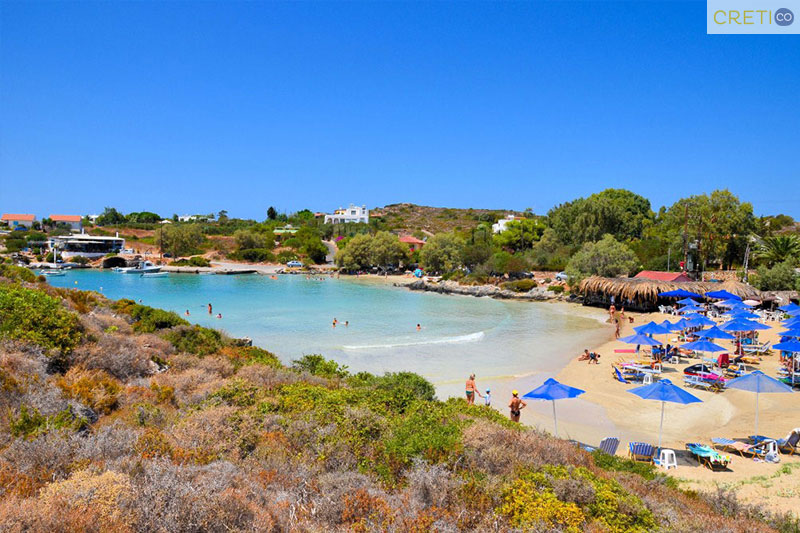 The small cove in Tersanas beach is perfect for family holidays in Crete