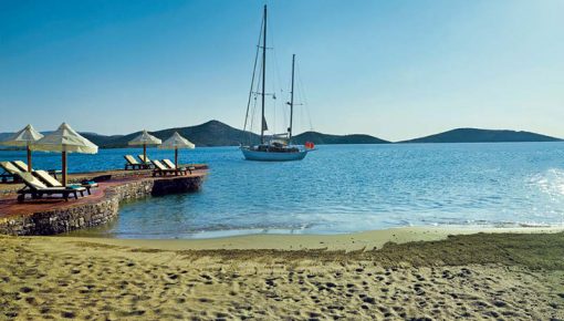 Top 6 Reasons To Visit Crete (Infographic)