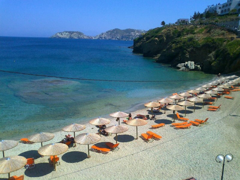 Mononaftis beach in Agia Pelagia