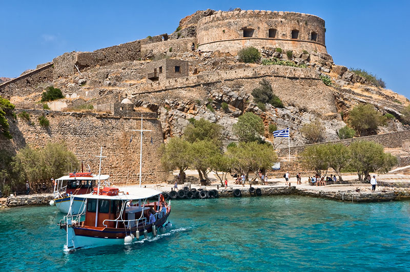 The boat reaching to Spinalonga