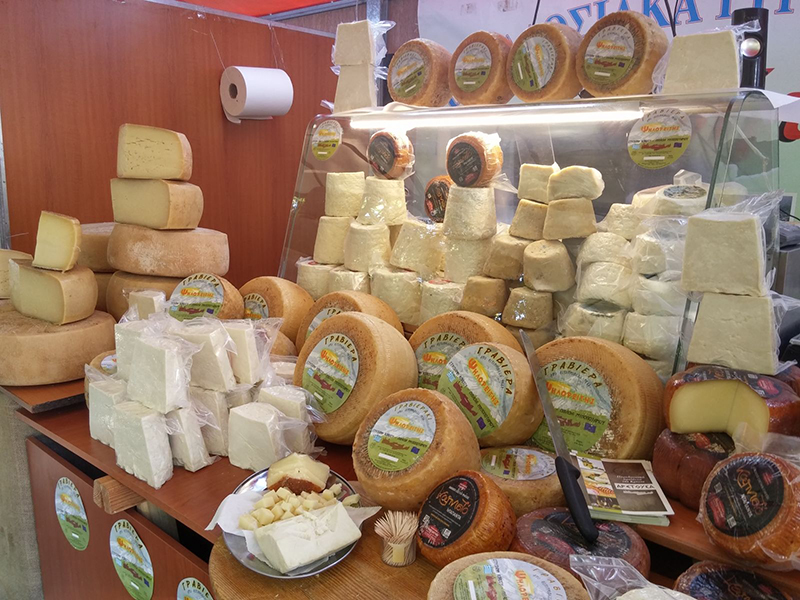 Cretan dairy products
