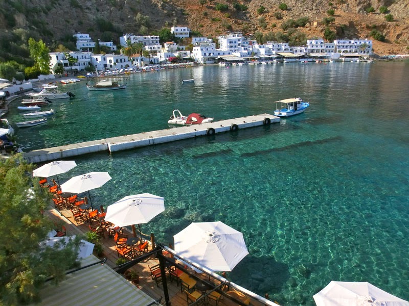 Taverns and cafes on the promenade of Loutro