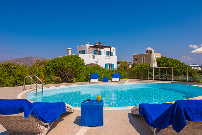 Sea view holiday villa in Akrotiri, Chania