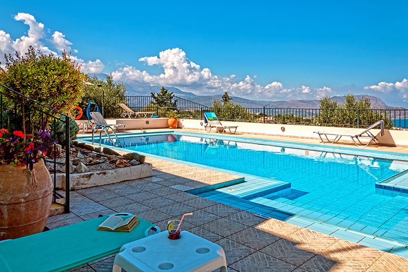 Private pool villa in Kampia - Top Crete Holiday Villas