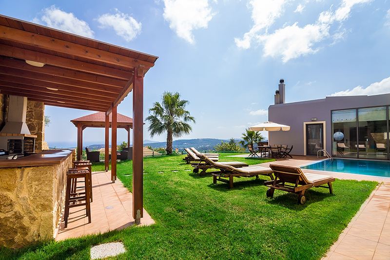 Luxury holiday villa in Maleme 