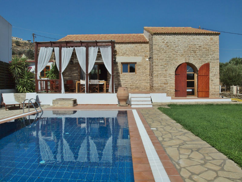 Villa Rhea With Traditional Cretan Style