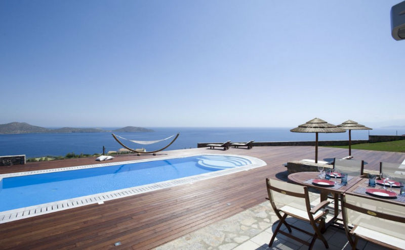 Villas In Crete Near The Island's Best Beaches