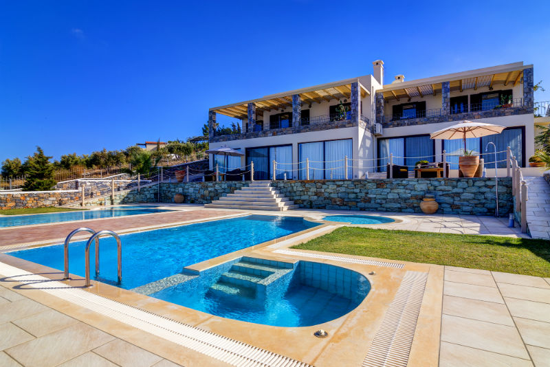 One Floor Modern Villa Overlooking Agia Pelagia Bay