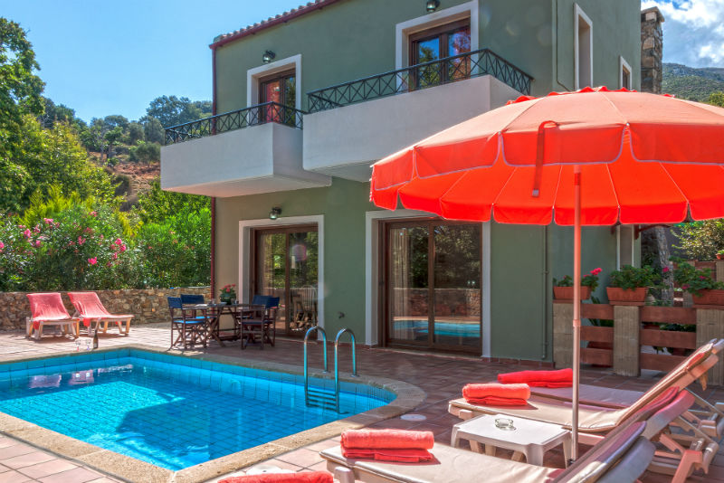 Holiday Villa With Private Pool Near Elafonissos
